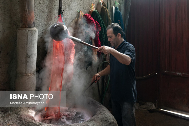 کارگاه بافت فرش در شهرستان خوی - استان آذربایجان غربی