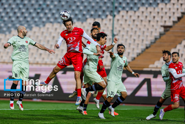 لیگ برتر فوتبال - پرسپولیس و تراکتور