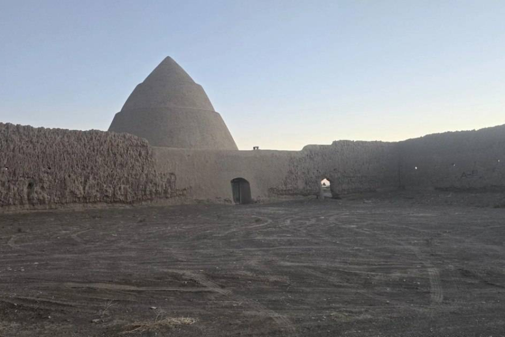 نور