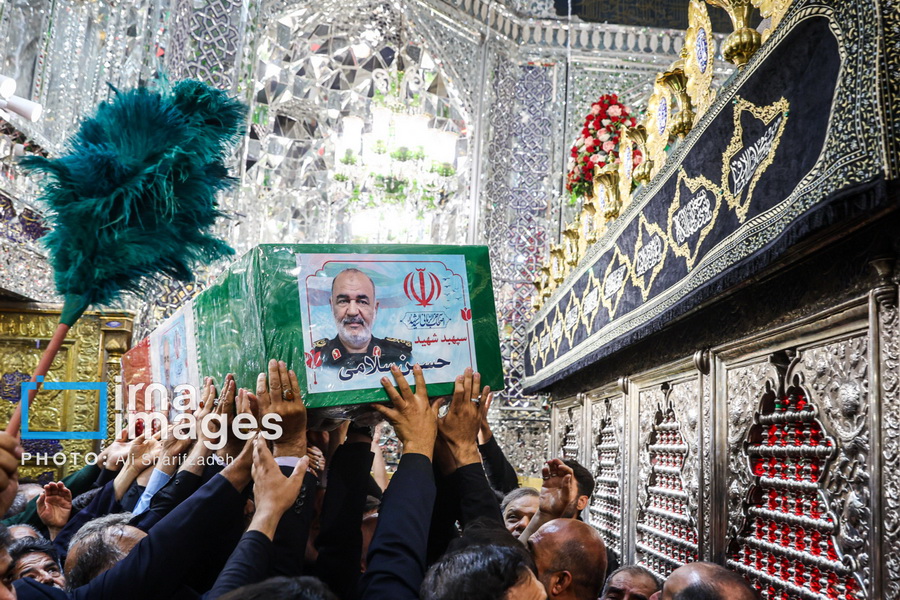 تشییع و خاکسپاری پیکر شهید «حسین سلامی» در حرم عبدالعظیم (ع)