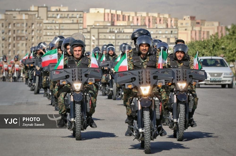 رژه موتوری به مناسبت آغاز هفته دفاع مقدس در همدان