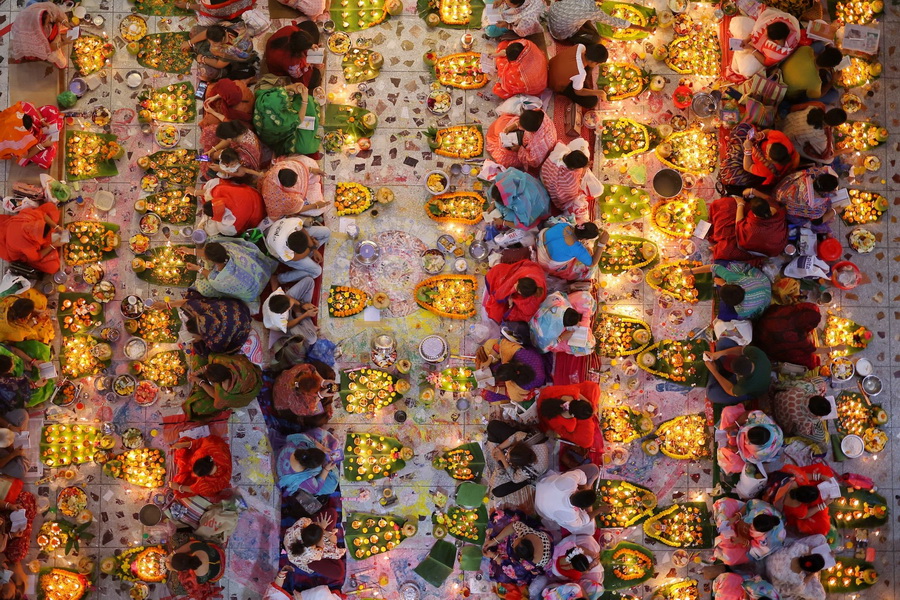 جشنواره  مذهبی هندوها در داکا، بنگلادش