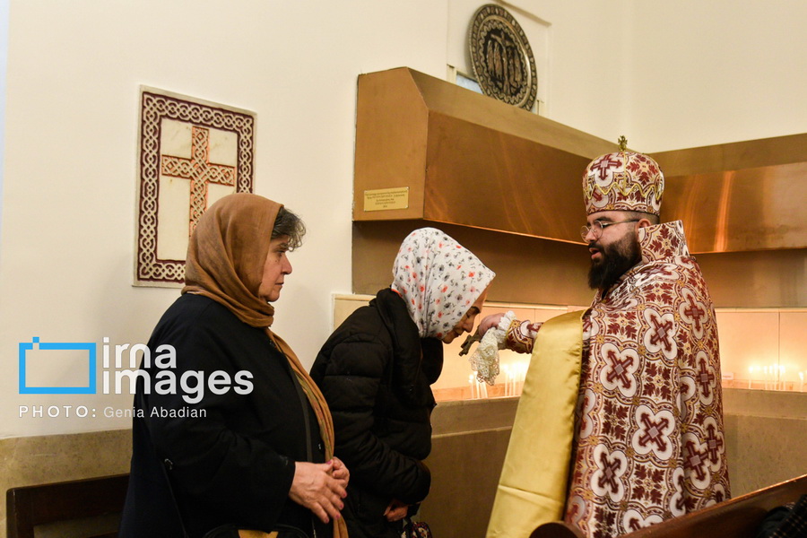 مراسم روز «میناس مقدس»