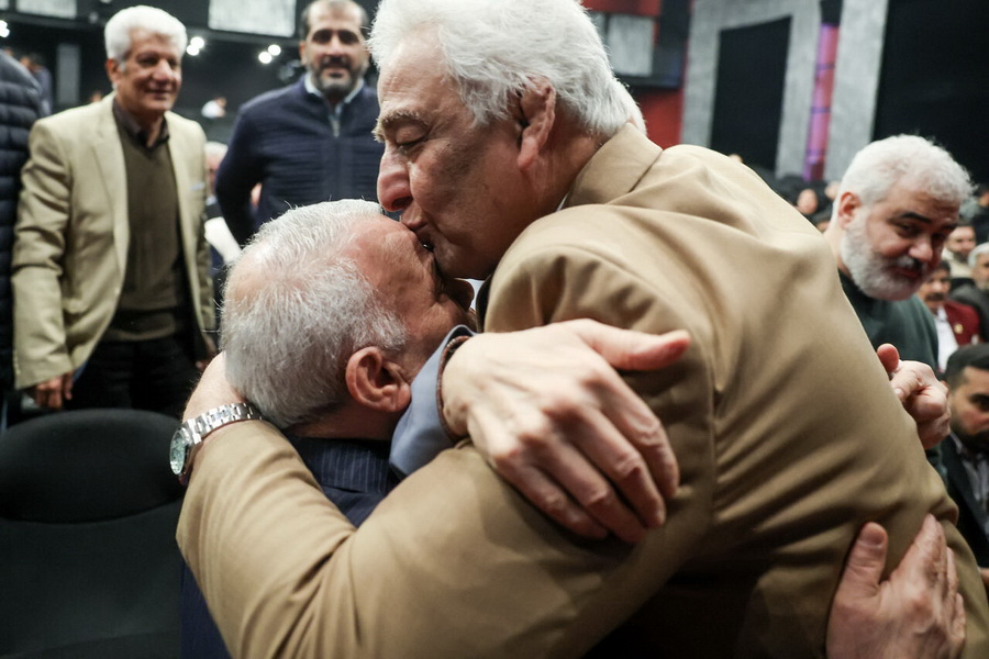 آیین بزرگداشت اسطوره های وزنه برداری و کشتی ایران