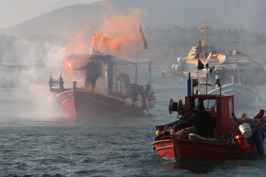 کشاورزان و ماهیگیران در حرکتی نمادین خواستار اصلاحات اقتصادی هستند،یونان