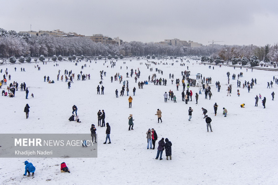 بارش برف در اصفهان