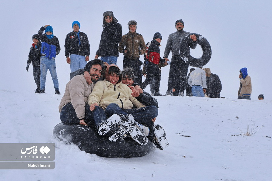 بارش برف در اهر