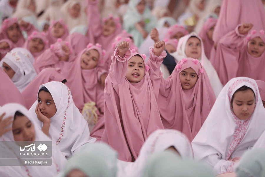 مهمانی فرشته‌های روزه اولی در حرم رضوی